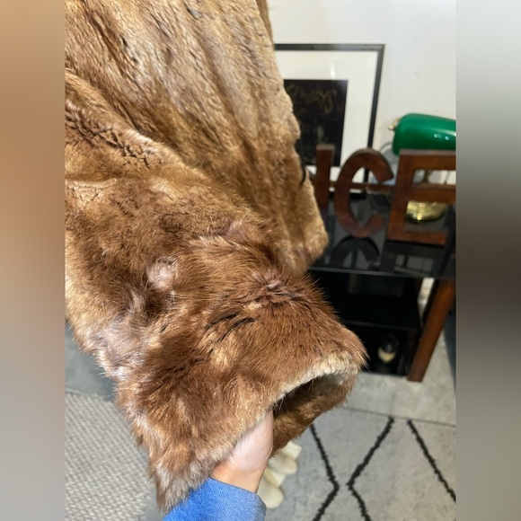 GUC Vintage Swears and Wells M Fur - Picture 2 of 8